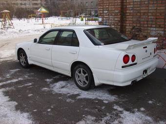2001 Nissan Skyline Photos
