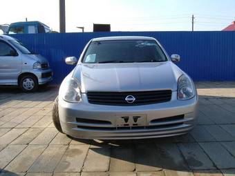2001 Nissan Skyline Pictures