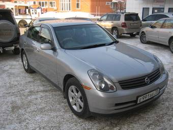 2001 Nissan Skyline Photos