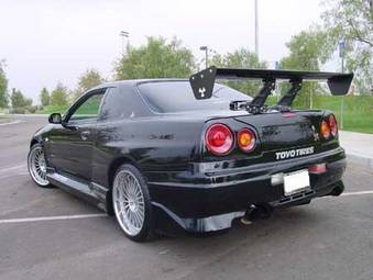 2001 Nissan Skyline Photos