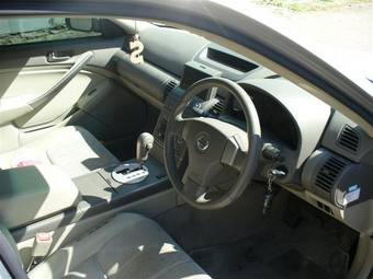 2001 Nissan Skyline Photos