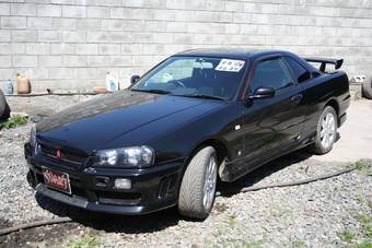 2001 Nissan Skyline Photos