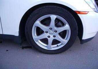 2001 Nissan Skyline Pictures