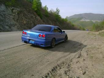 2001 Nissan Skyline Pics