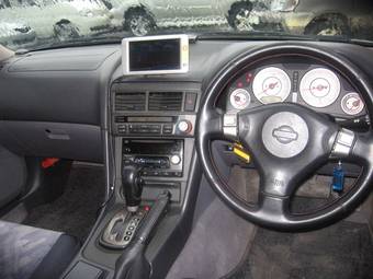 2001 Nissan Skyline Photos