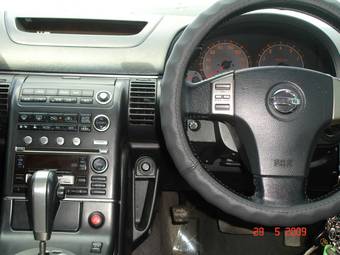 2001 Nissan Skyline Photos