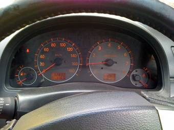 2001 Nissan Skyline Pictures