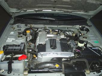 2001 Nissan Skyline Pictures
