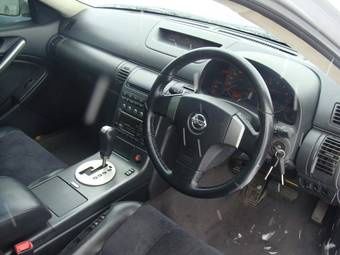 2001 Nissan Skyline Pictures