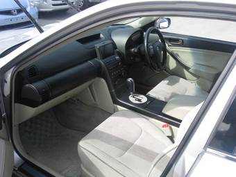 2001 Nissan Skyline Photos
