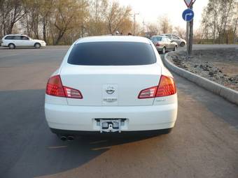 2001 Nissan Skyline Photos