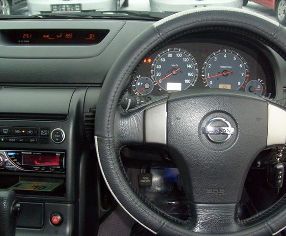 2002 Nissan Skyline