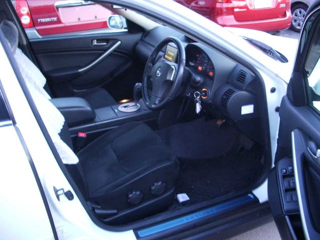 2002 Nissan Skyline