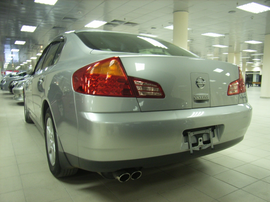 2002 Nissan Skyline Pictures