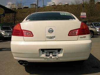 2002 Nissan Skyline Pictures