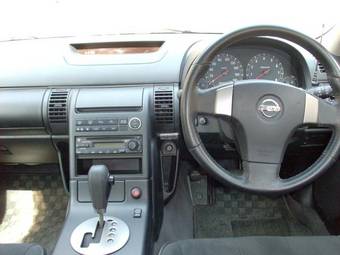 2002 Nissan Skyline Images