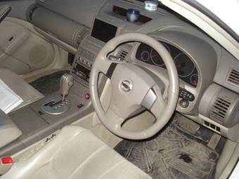 2002 Nissan Skyline Pictures