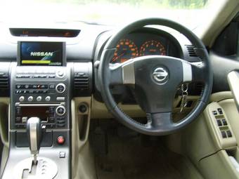 2002 Nissan Skyline Photos