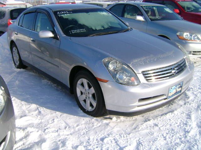 2003 Nissan Skyline