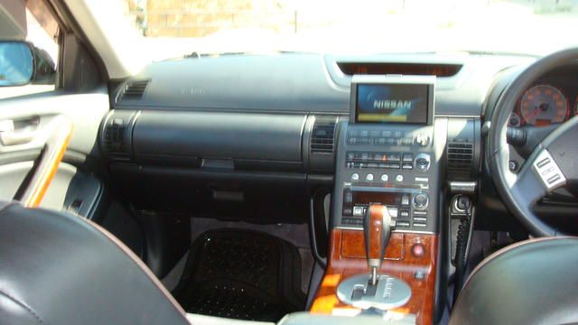 2003 Nissan Skyline