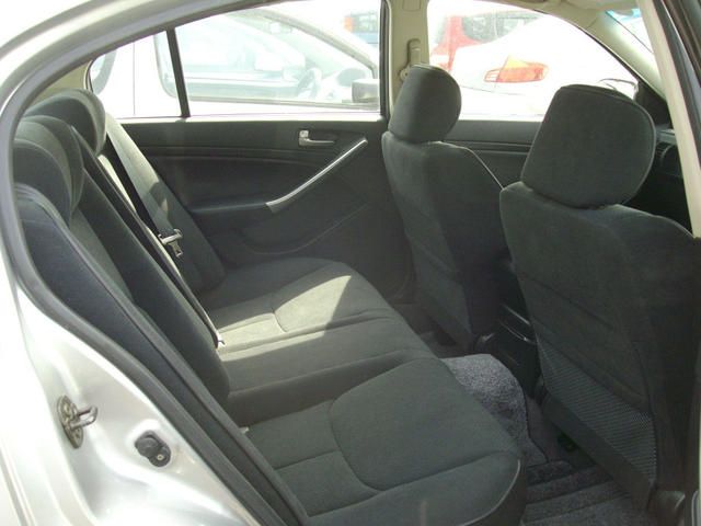 2003 Nissan Skyline
