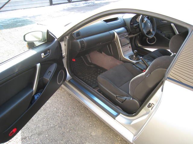 2003 Nissan Skyline