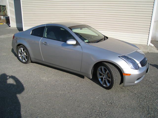 2003 Nissan Skyline