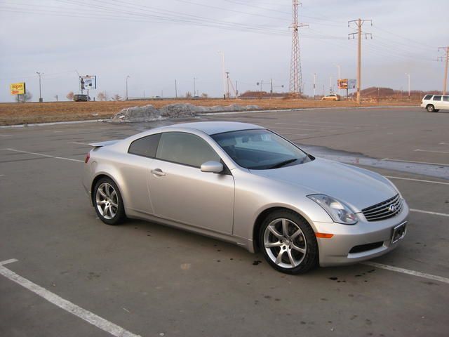 2003 Nissan Skyline