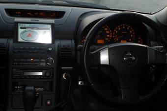 2003 Nissan Skyline Photos