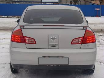 2003 Nissan Skyline Photos