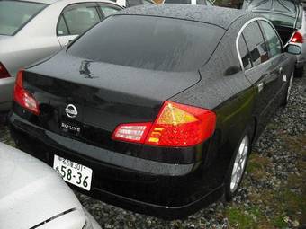 2003 Nissan Skyline Photos