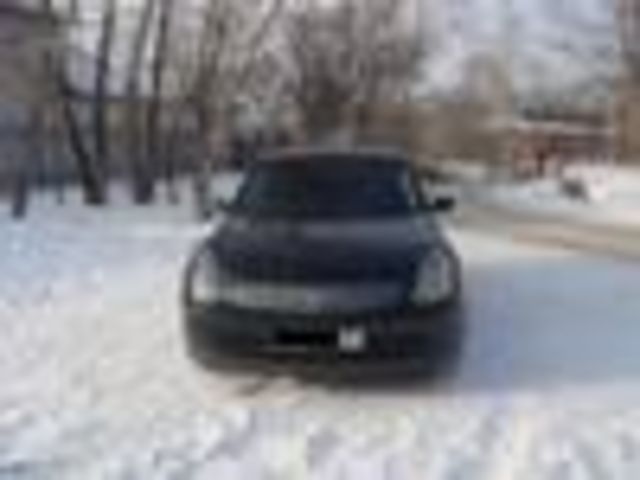 2004 Nissan Skyline