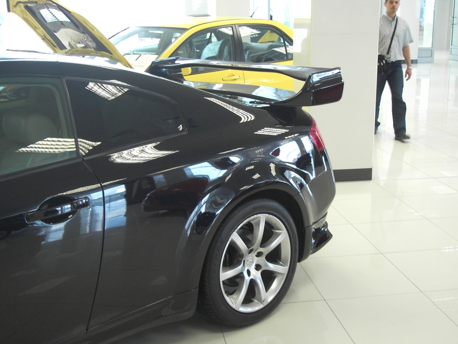 2004 Nissan Skyline Photos