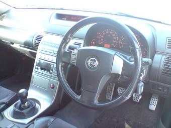 2004 Nissan Skyline Photos