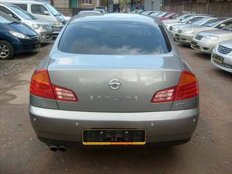 2004 Nissan Skyline Pictures