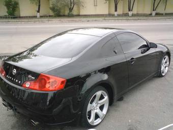 2004 Nissan Skyline Photos
