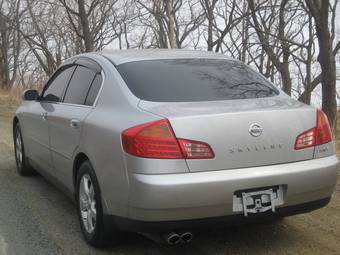 2004 Nissan Skyline Photos