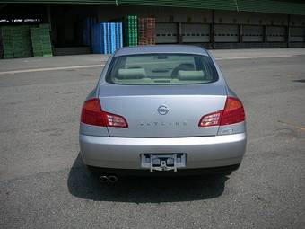 2004 Nissan Skyline Photos