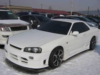 1999 Nissan Skyline GT-R Pictures