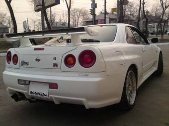 2000 Nissan Skyline GT-R Photos