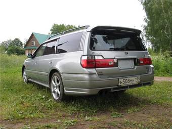 1999 Nissan Stagea Pictures