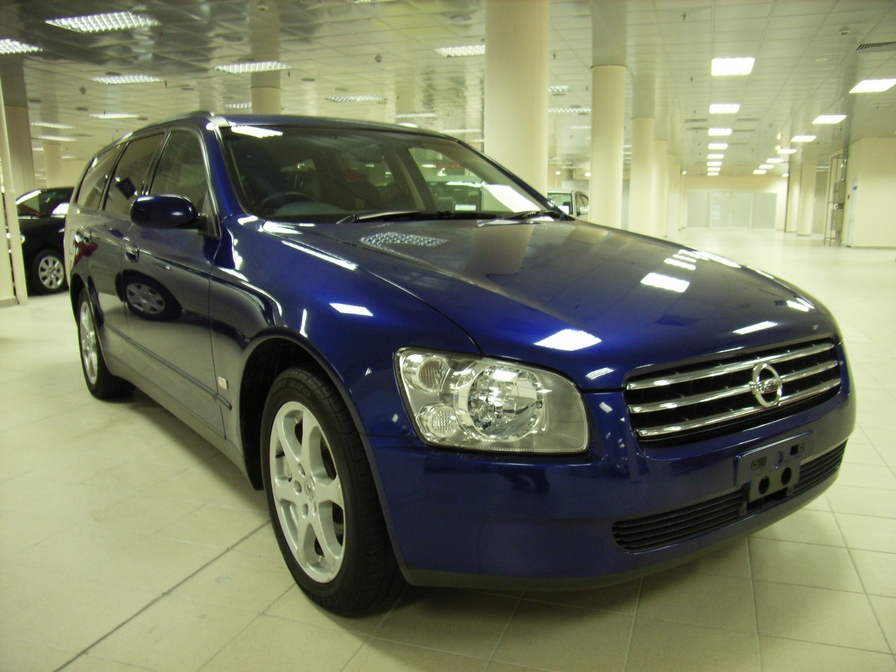2001 Nissan Stagea Pictures