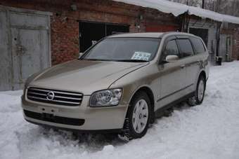 2001 Nissan Stagea Pictures