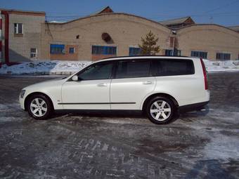 2001 Nissan Stagea Pictures