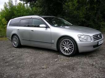 Nissan Stagea