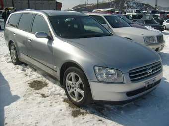 2002 Nissan Stagea Pics