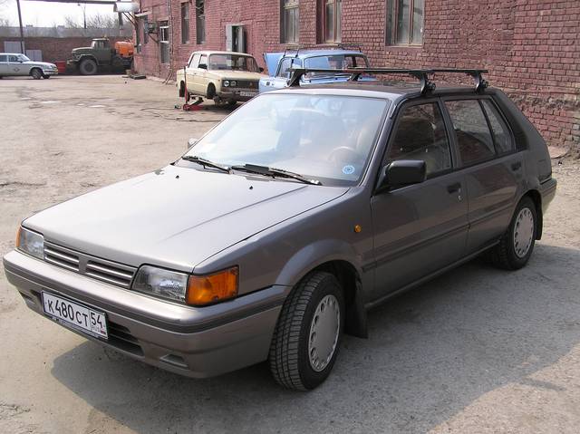 1989 Nissan Sunny