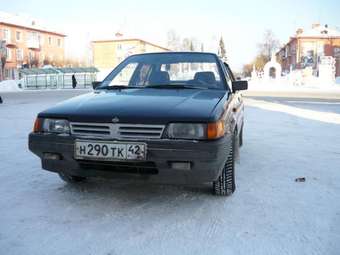 1990 Nissan Sunny