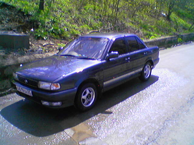 Nissan sunny 1993