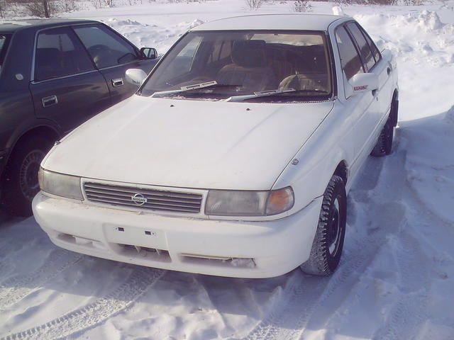 Nissan sunny 1993